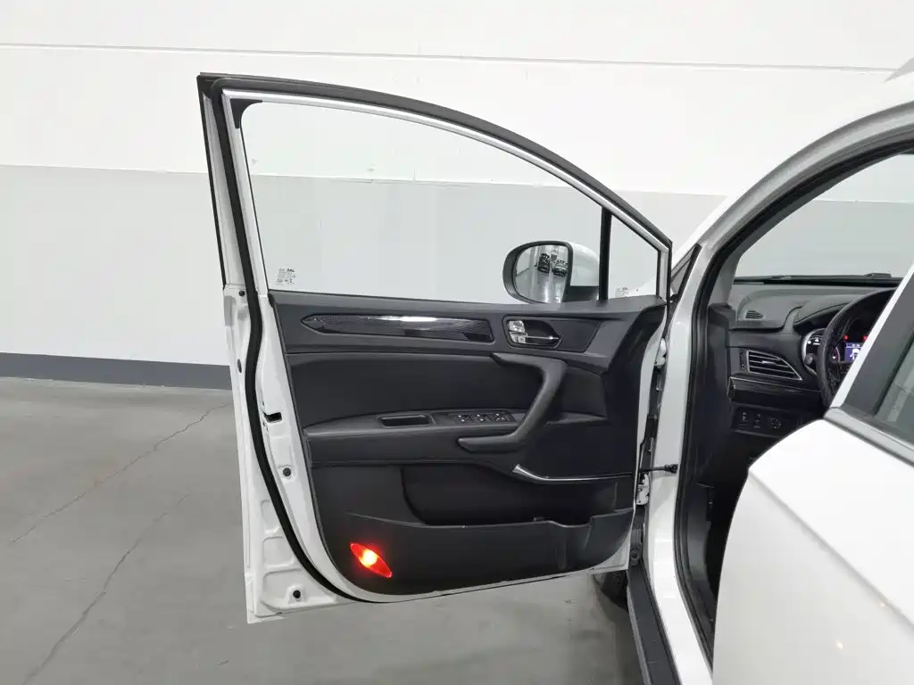 JAC Refine S3 2017 2018 Smart Drive Edition 1.5L Manual Luxury