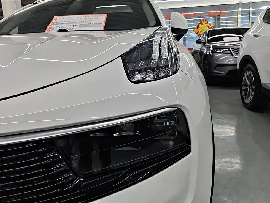 Lynk & Co 01 2017 2.0T 2WD Pro Version фото 5