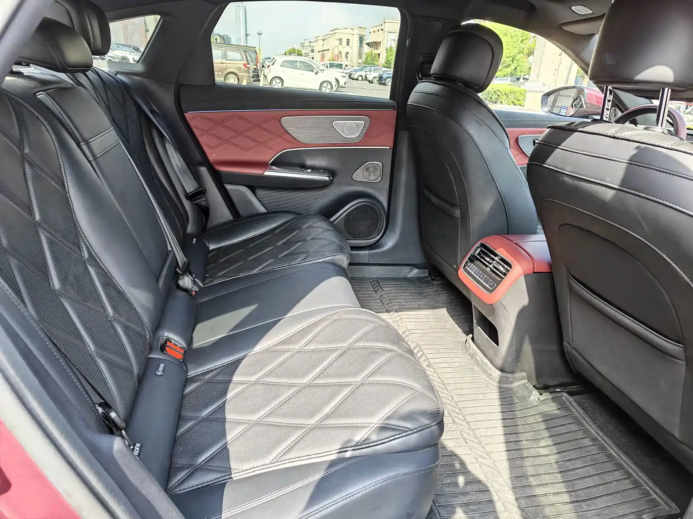 Chery Fengyun Fengyun A9L 2025 2025 Model 4WD High-performance Summit Edition