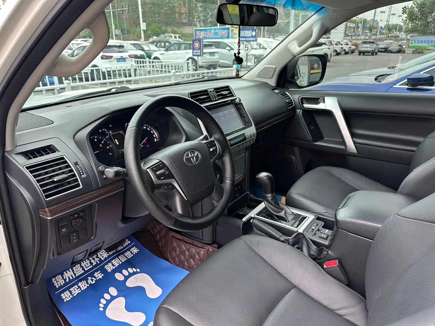 Toyota Prado 2018 3.5L Auto TX-L фото 14