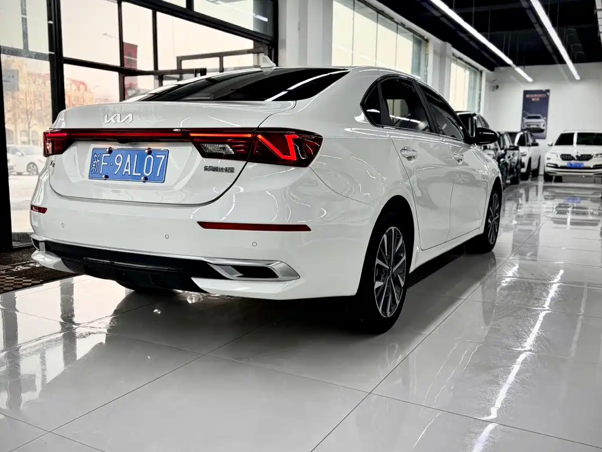 Kia K3 2021 1.5L CVT Fashion Edition фото 6
