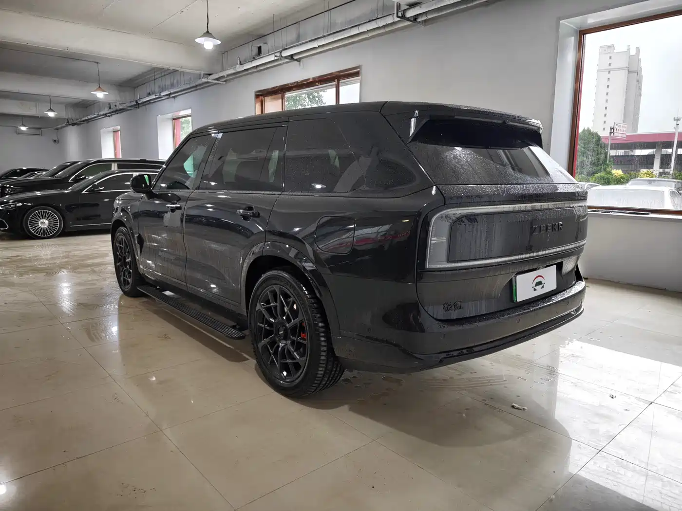 Zeekr 9X 2025 Model Gloss Black Edition фото 5