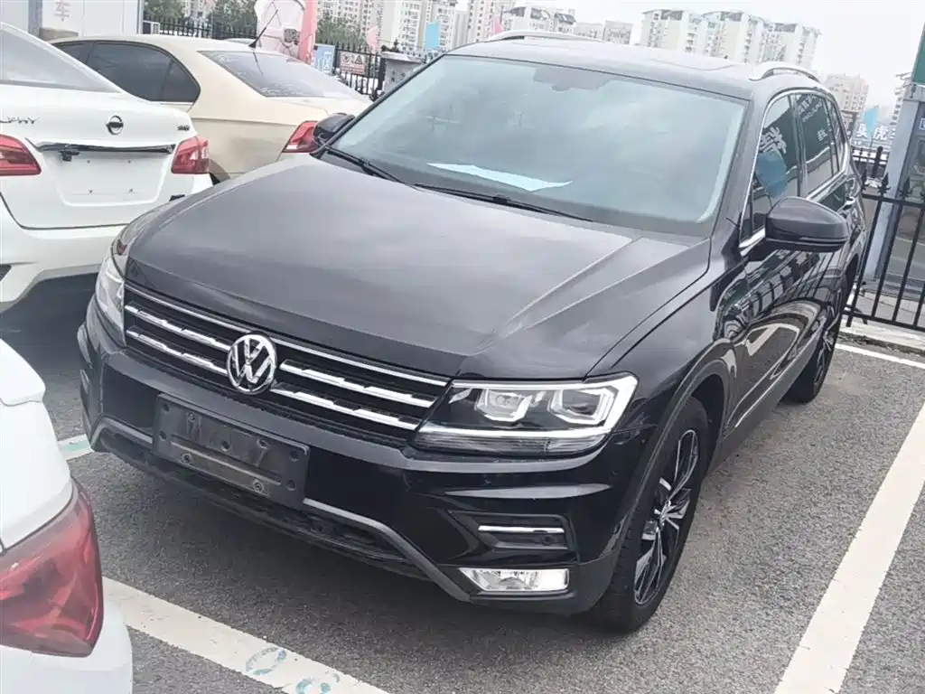 Volkswagen Tiguan L 2019 Facelift 330TSI Auto 2WD Smart Luxury China VI фото 2