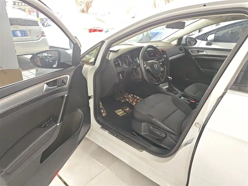Volkswagen Golf 2019 280TSI DSG Comfort (China V) фото 12
