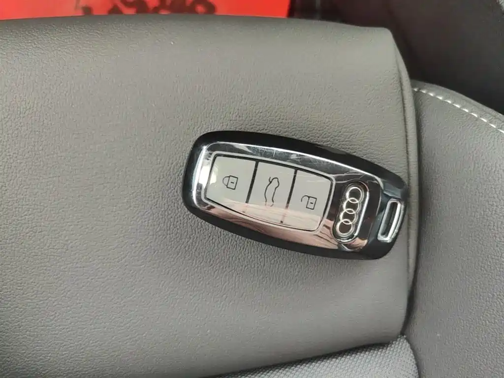 Audi A3 2024 Model A3L Limousine 35 TFSI Fashion Sport фото 9