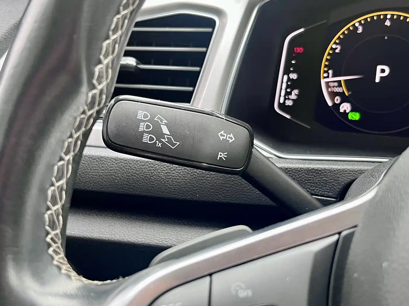 Photo 14 - Volkswagen T-ROC