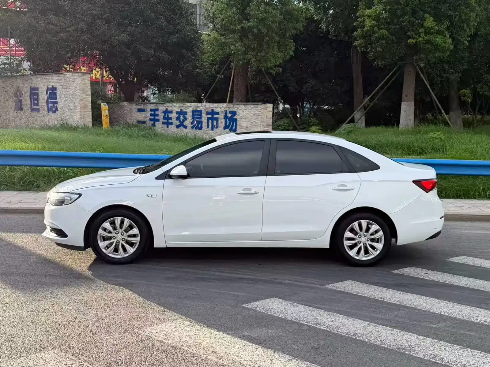 Фото 5 - Buick Excelle