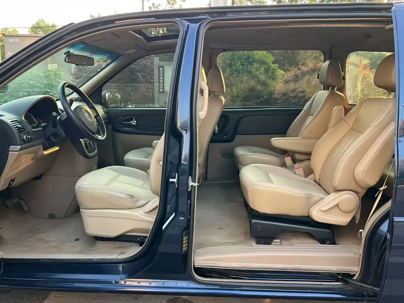 Фото 9 - Buick GL8