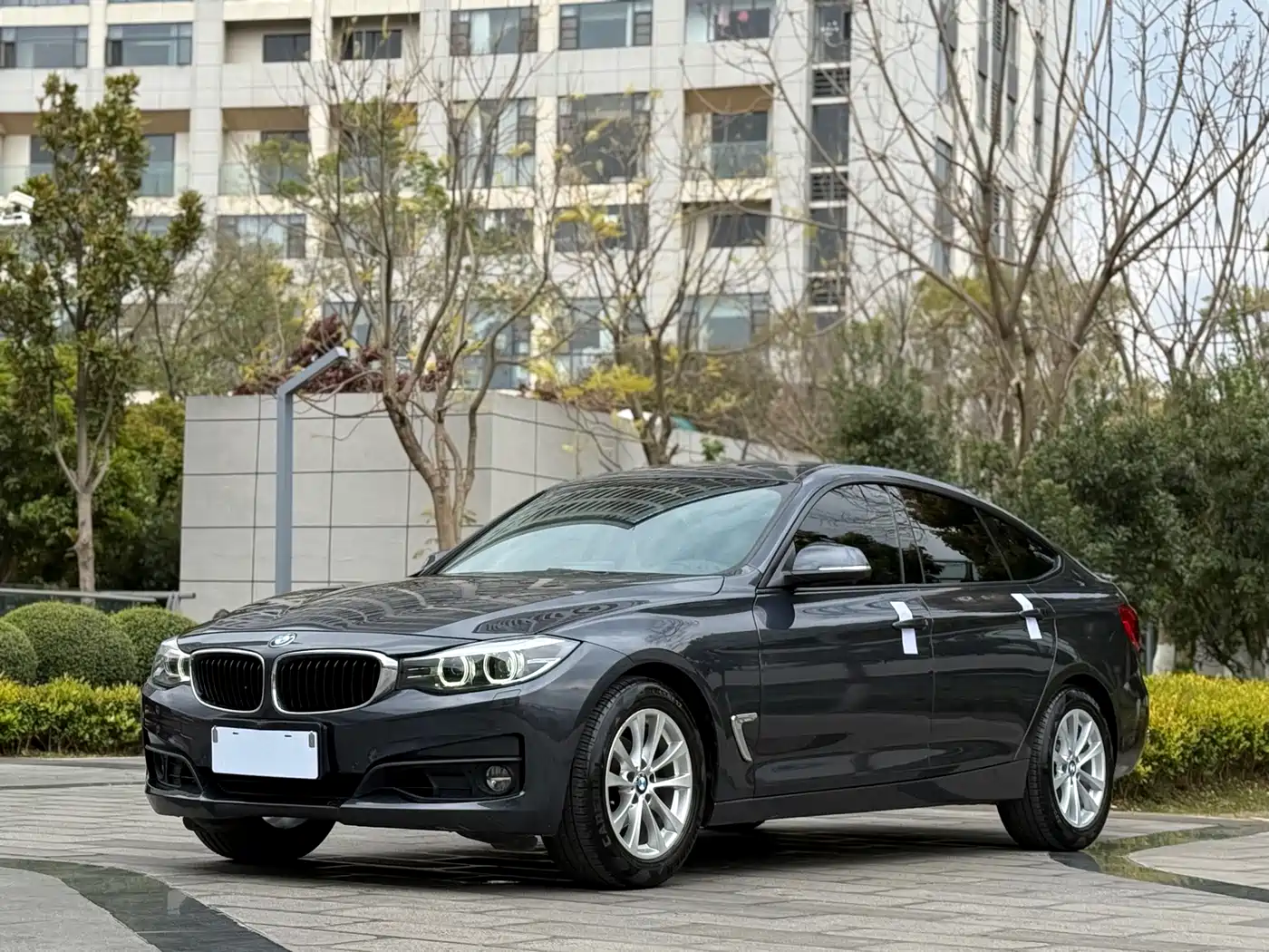 BMW 3 Series GT 2017 320i Fashion