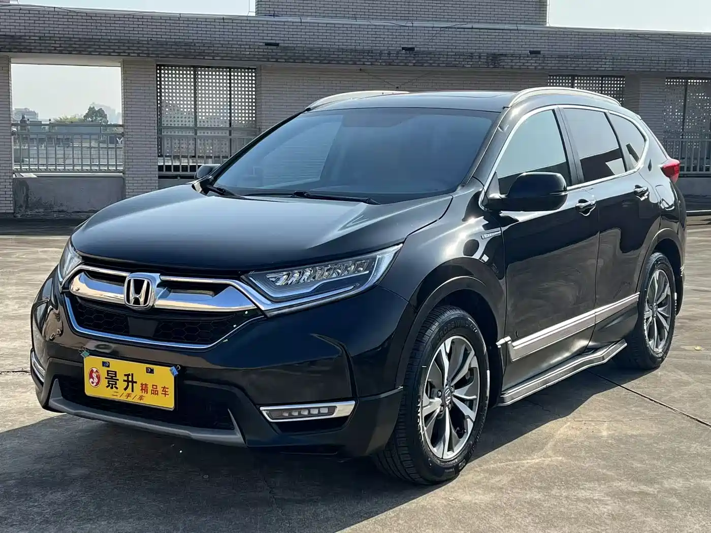 Фото 1 - Honda CR-V