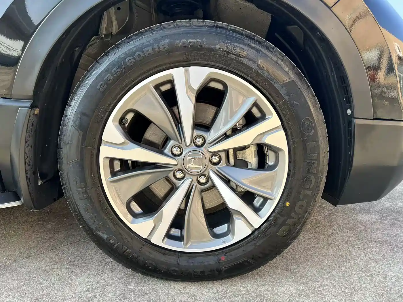 Фото 17 - Honda CR-V