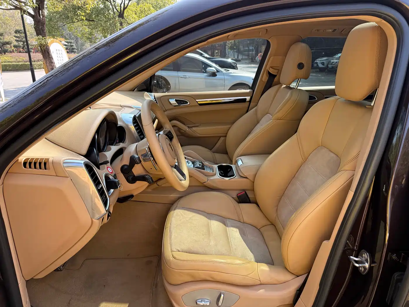 Porsche Cayenne 2016 Cayenne Platinum Edition 3.0T фото 5