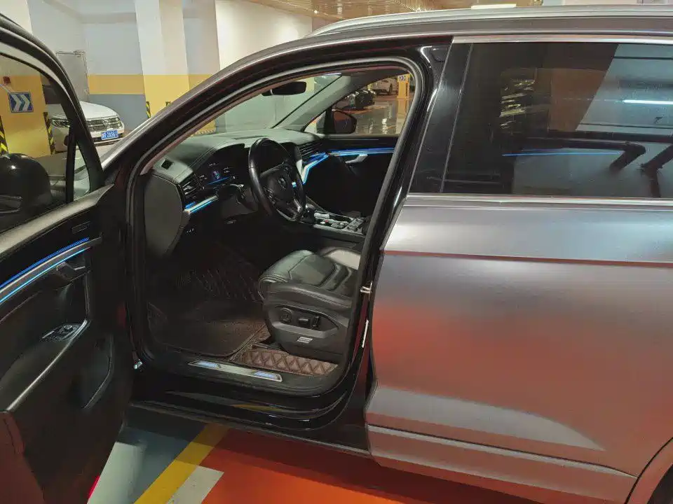 Photo 4 - Volkswagen Touareg