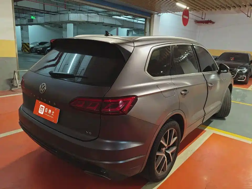 Photo 9 - Volkswagen Touareg