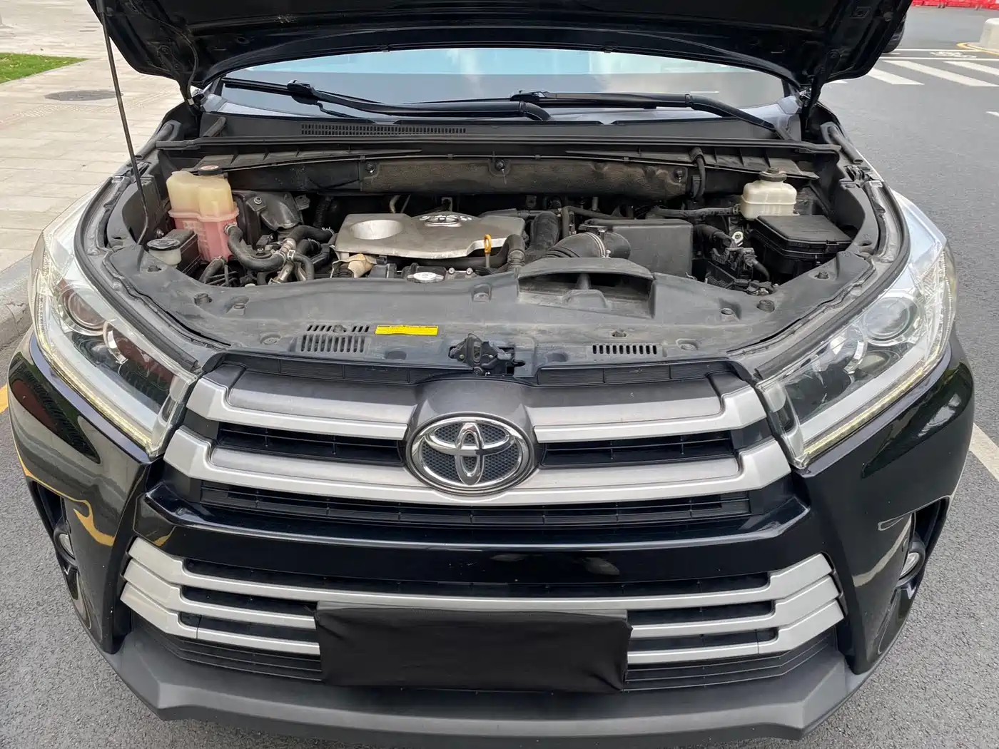 Toyota Highlander 2018 2.0T 2WD Elite 7-seater (China V) фото 23