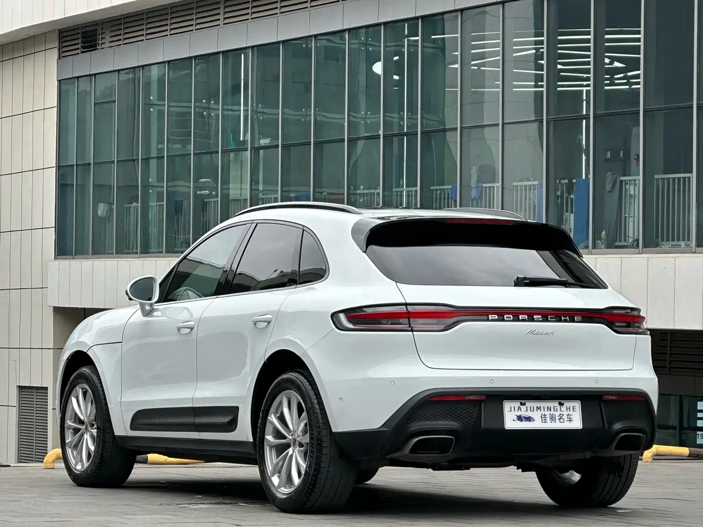 Porsche Macan 2022 Macan 2.0T фото 5