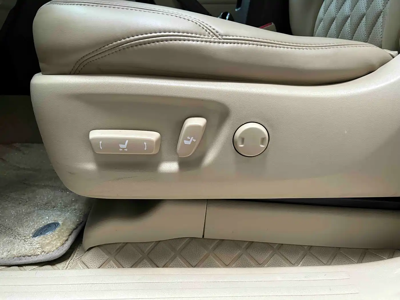 Toyota Prado 2016 3.5L Auto TX-L фото 17