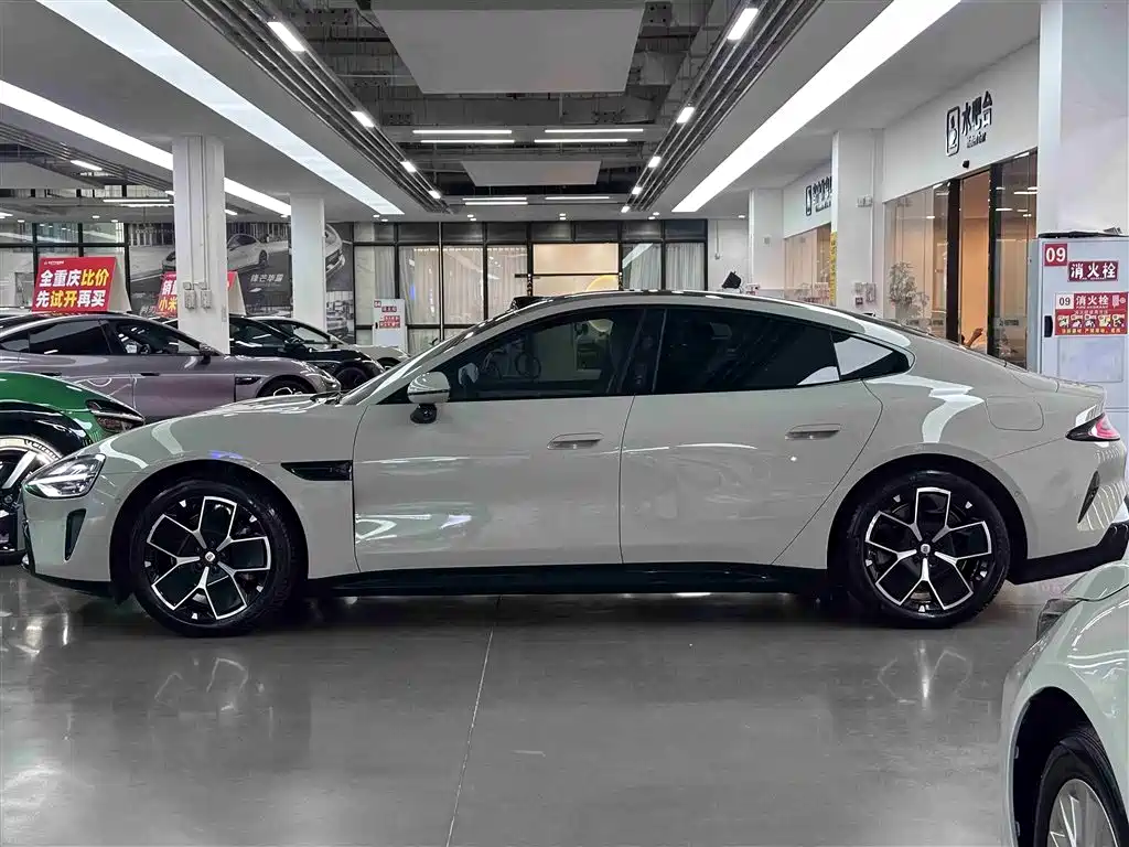 Xiaomi Auto Xiaomi SU7 2024 RWD Ultra Long Range Advanced Smart Driving Pro Edition фото 10