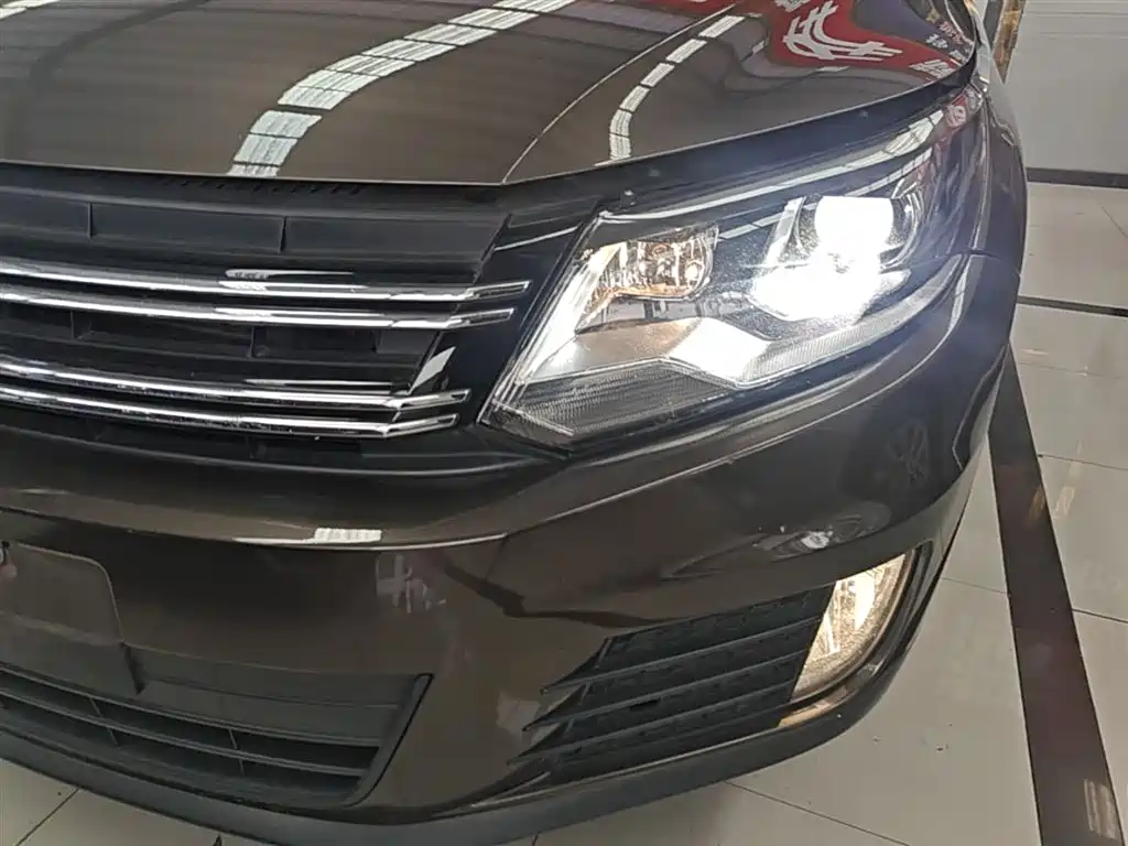 Volkswagen Tiguan 2016 Model 300TSI Automatic 2WD Trend Edition фото 24