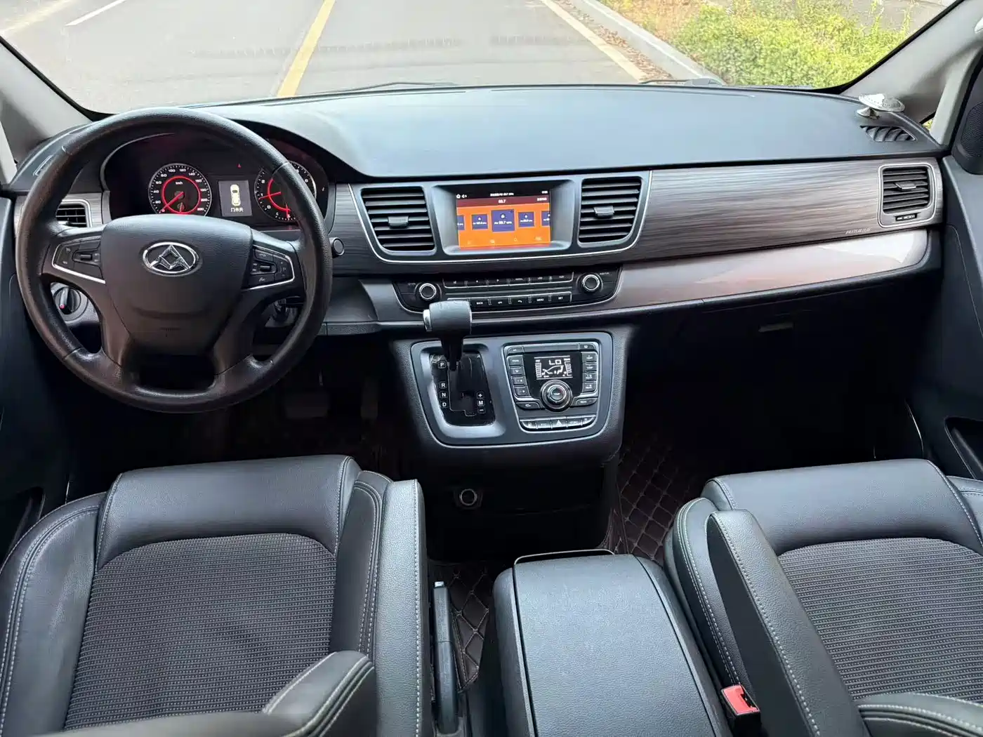 Maxus G10 2019 2018 PLUS 2.0T Automatic Executive Edition