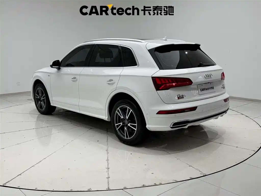Audi Q5L 2020 45 TFSI Exclusive Fashion фото 7