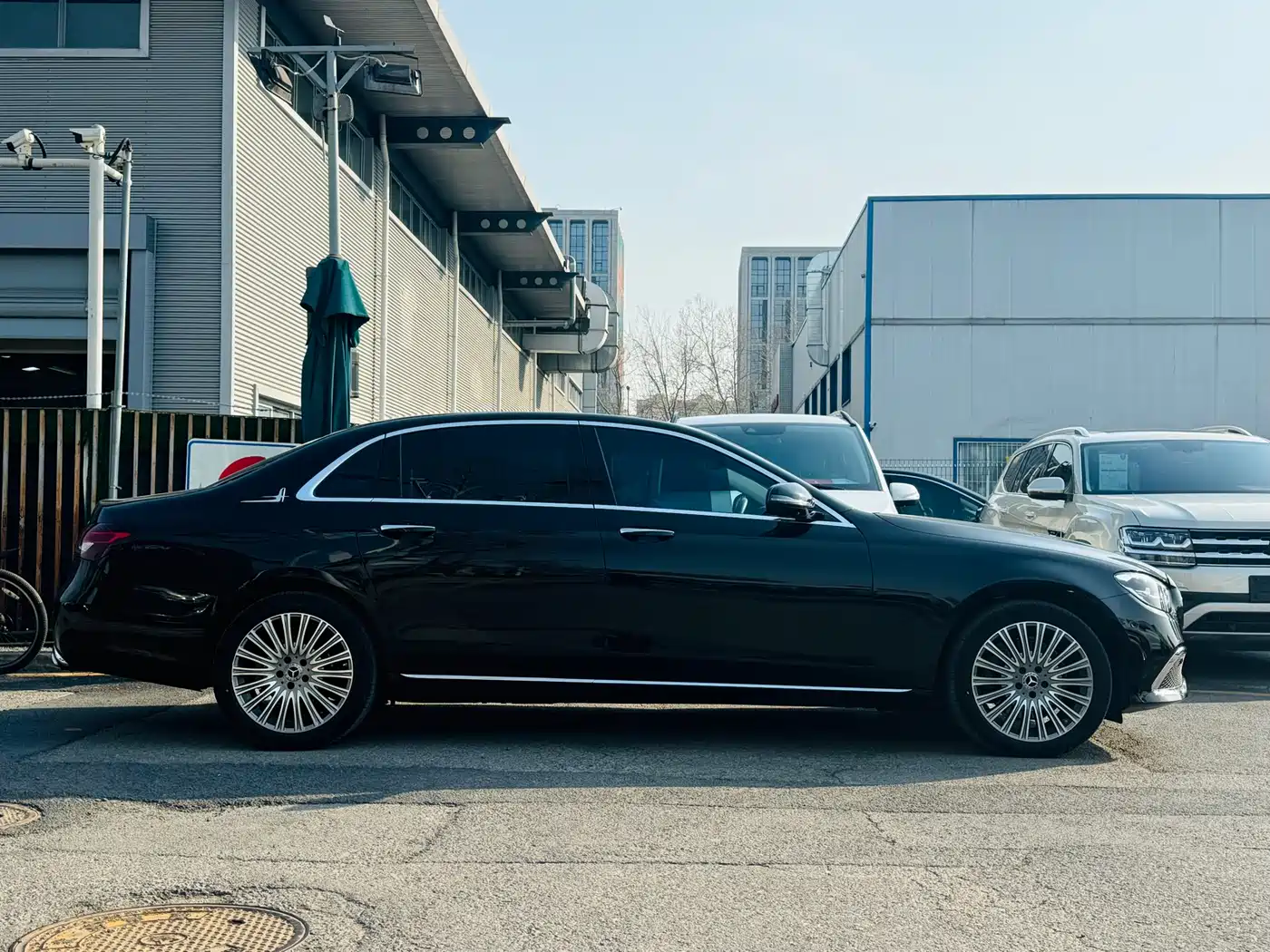 MERCEDES-BENZ E CLASS