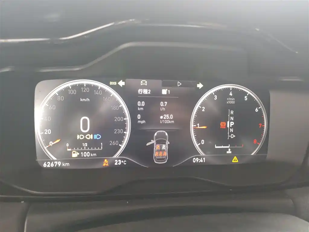 Lynk & Co 02 2018 1.5T DCT 2WD Power Pro Edition China V фото 12