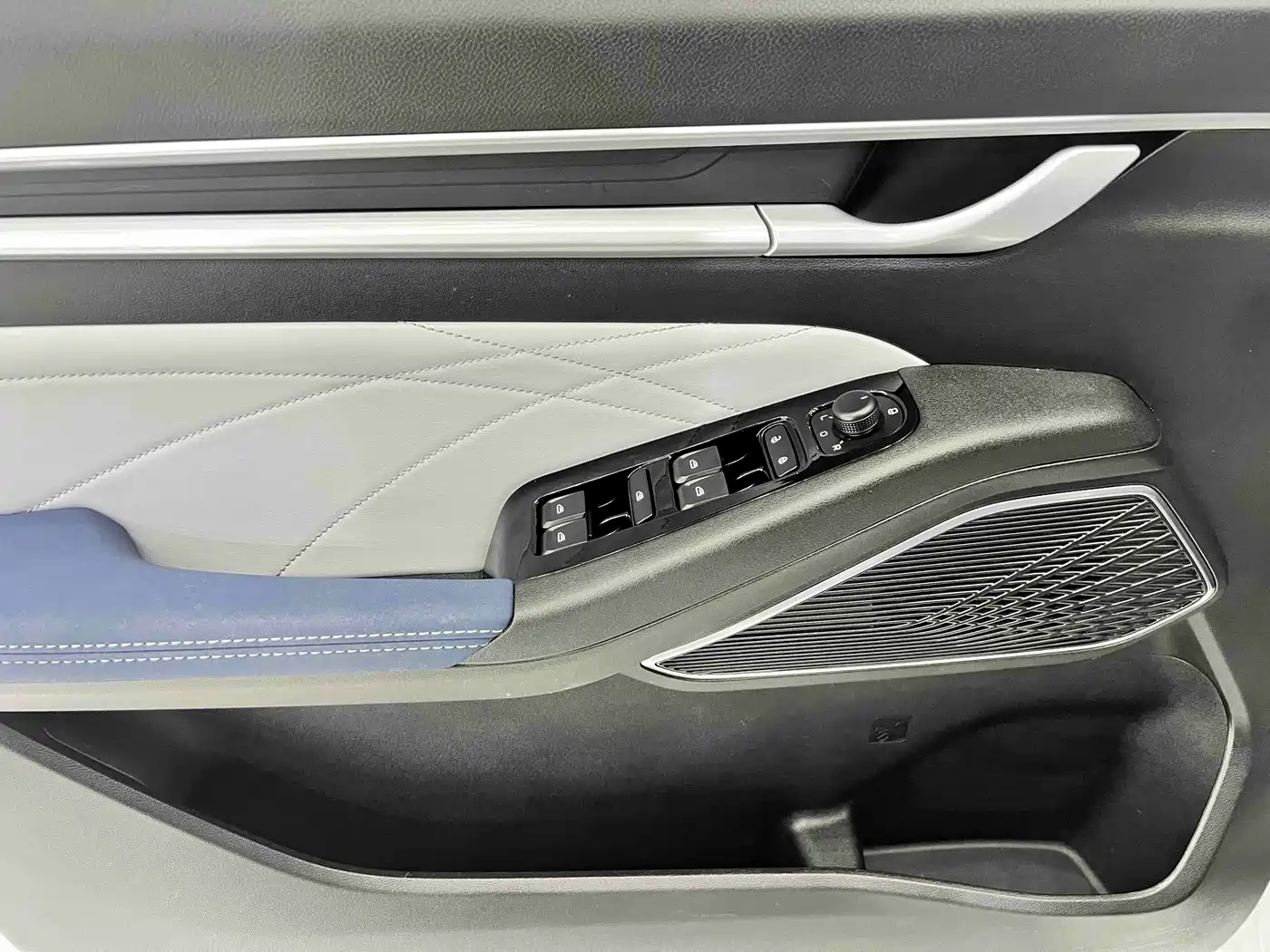 GEELY AUTOMOBILE EMGRAND