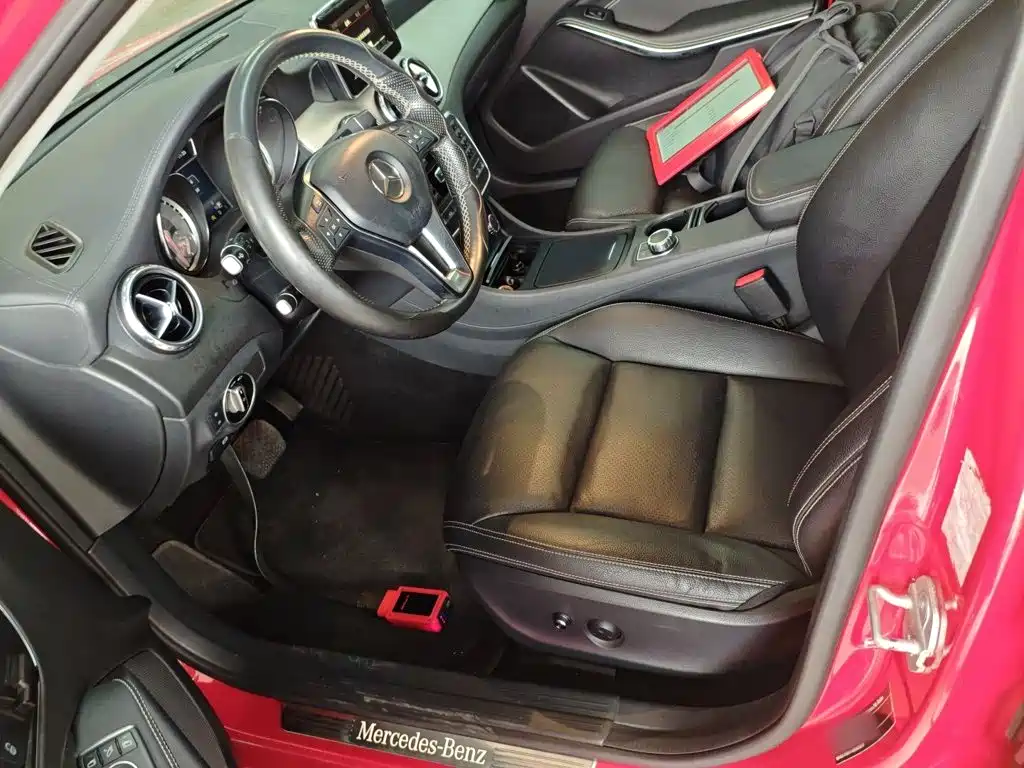 Mercedes-Benz GLA 2015 2015 GLA 220 4MATIC Luxury