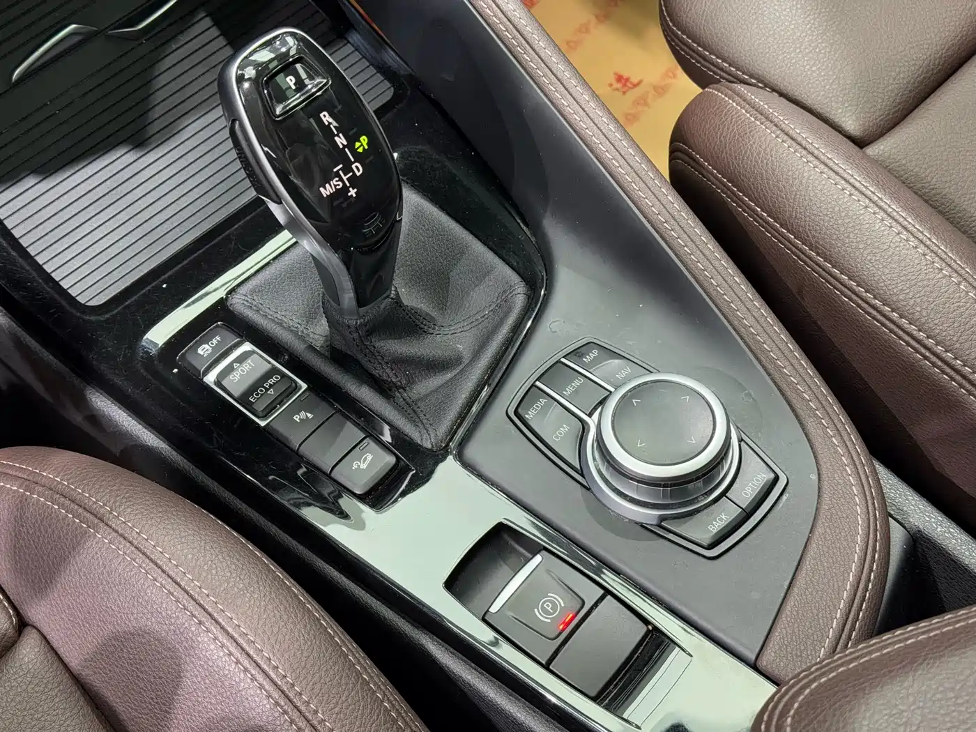 BMW X1 2020 xDrive25Li Premium Edition фото 9