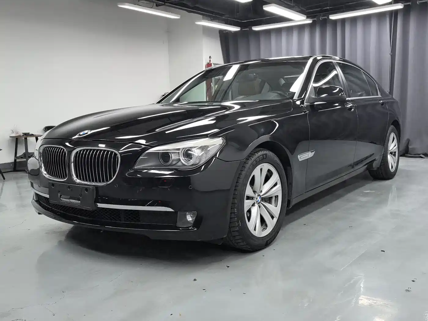 BMW 7 Series 2011 730Li Elegance