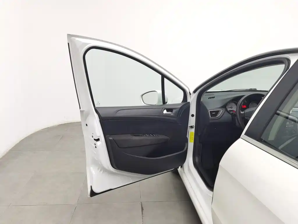 Peugeot 308 2014 2014 Model Joy Edition Classic 1.6L Automatic Superior Style
