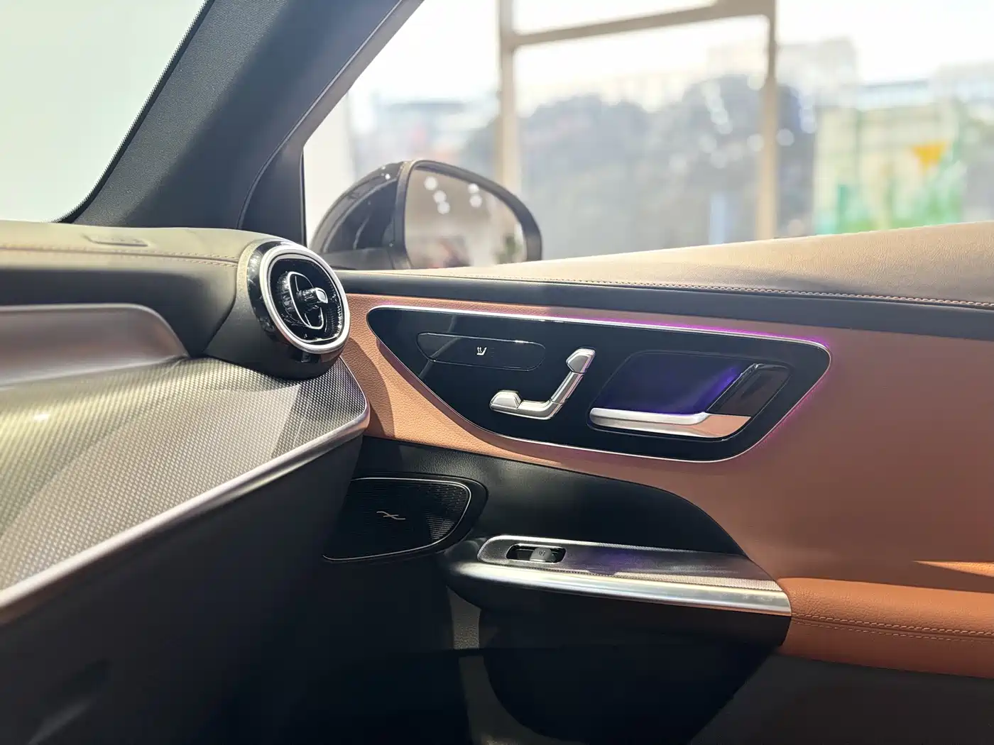 Mercedes-Benz GLC 2024 GLC 260 L 4MATIC Dynamic 5-seater фото 9