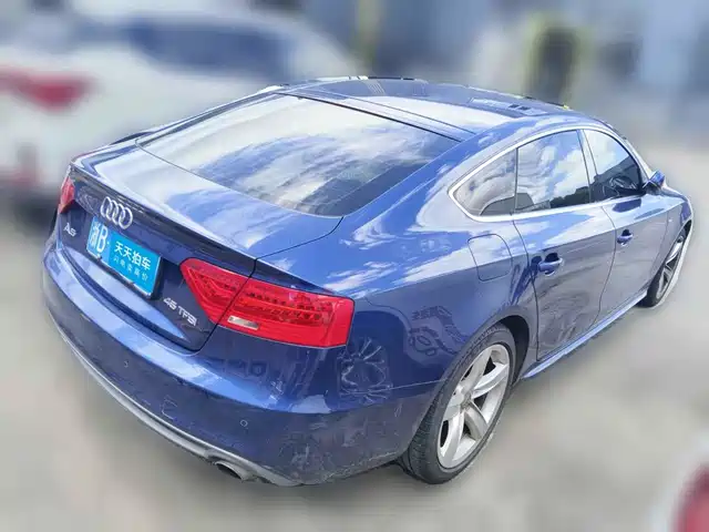 Audi A5 (Import) 2016 Facelift Sportback 45 TFSI Comfort — фото 5