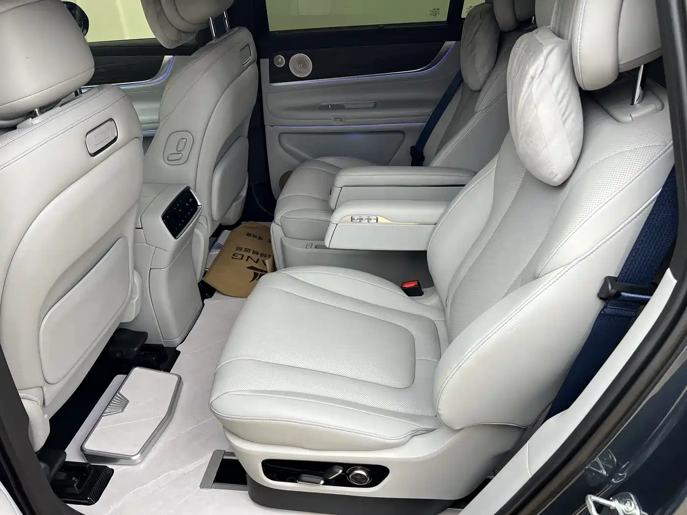 Aito M9 2024 2024 Range Extender Ultra 52kWh 6-seater