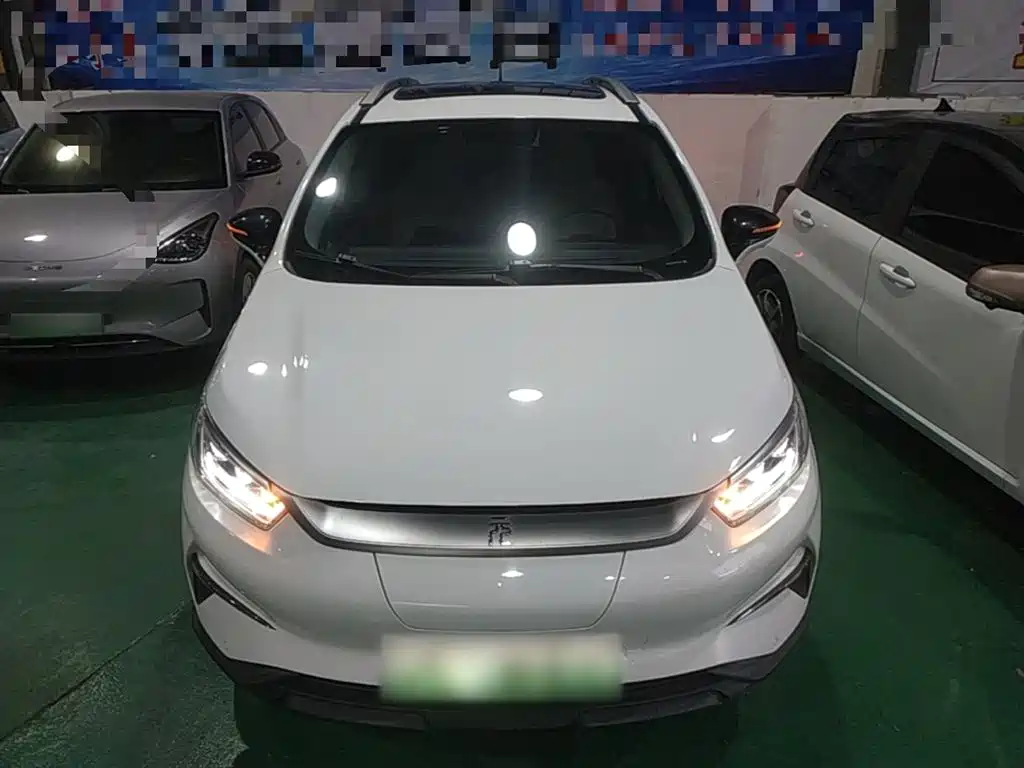 BYD Yuan Pro 2021 Eternal Love Edition фото 3