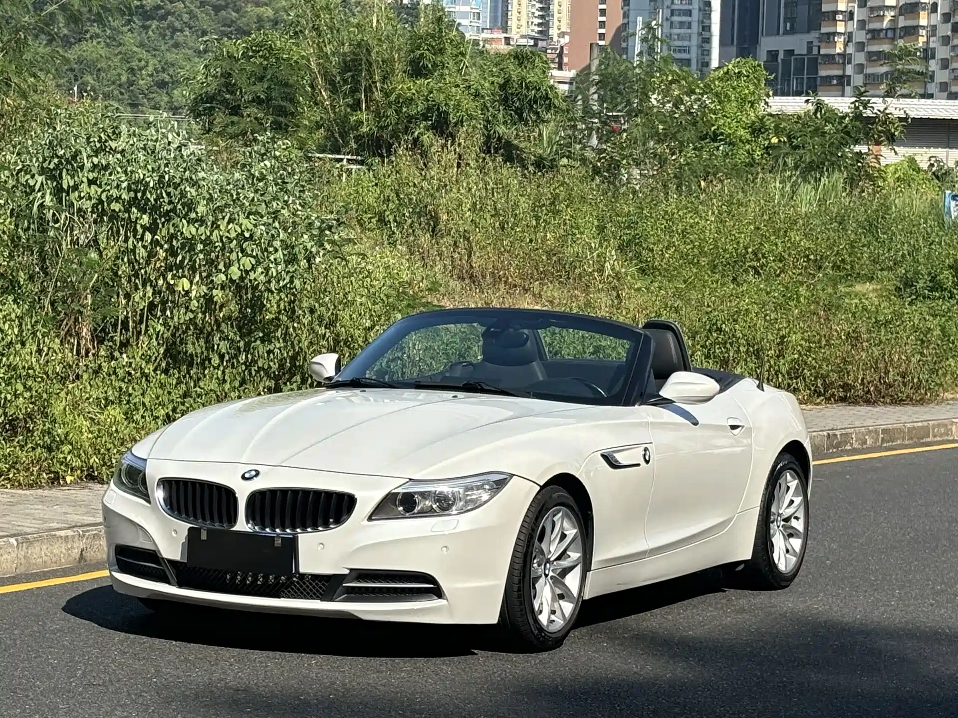 Photo 1 - BMW Z4