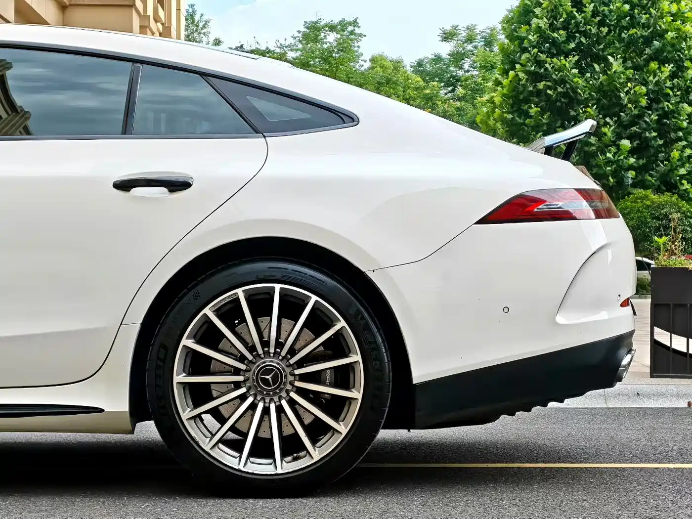 Mercedes-Benz AMG GT 2019 AMG GT 50 4-Door Coupe фото 6