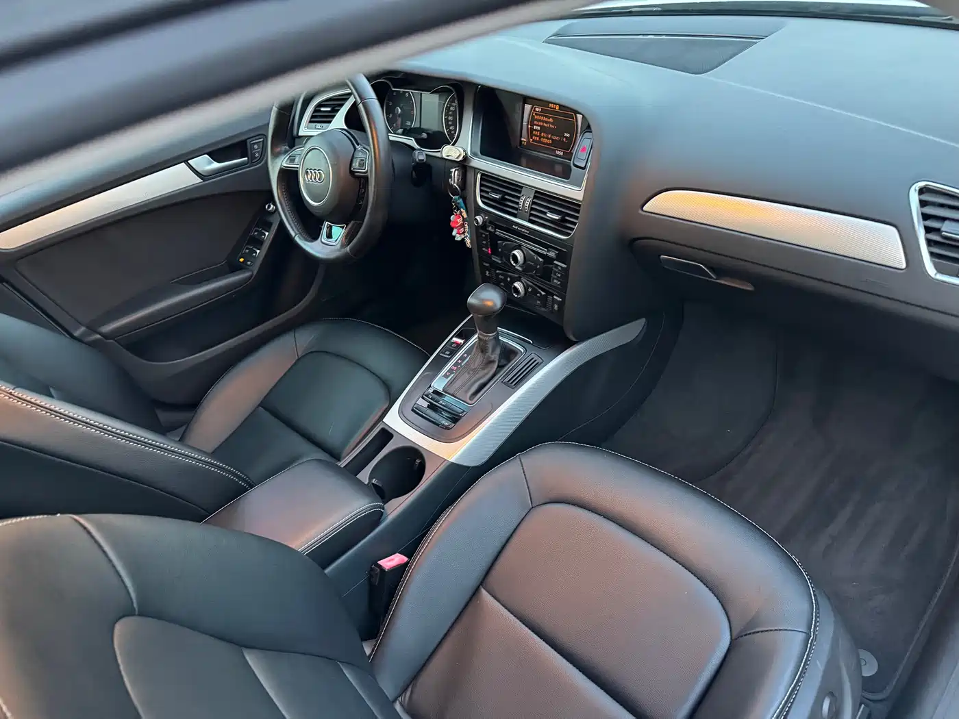 Audi A4L 2013 35 TFSI Automatic Comfort фото 15
