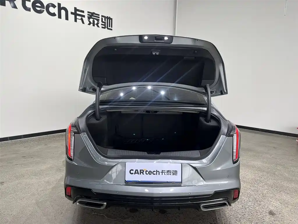 CADILLAC CT4