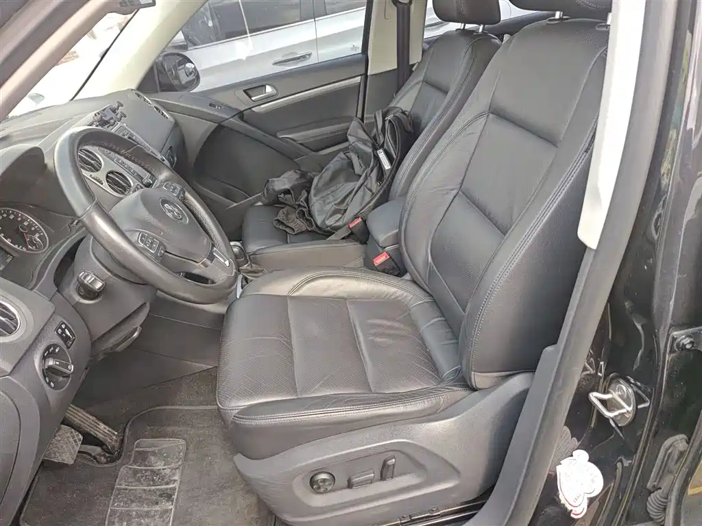 Volkswagen Tiguan 2015 1.8TSI Automatic 2WD Highline фото 15