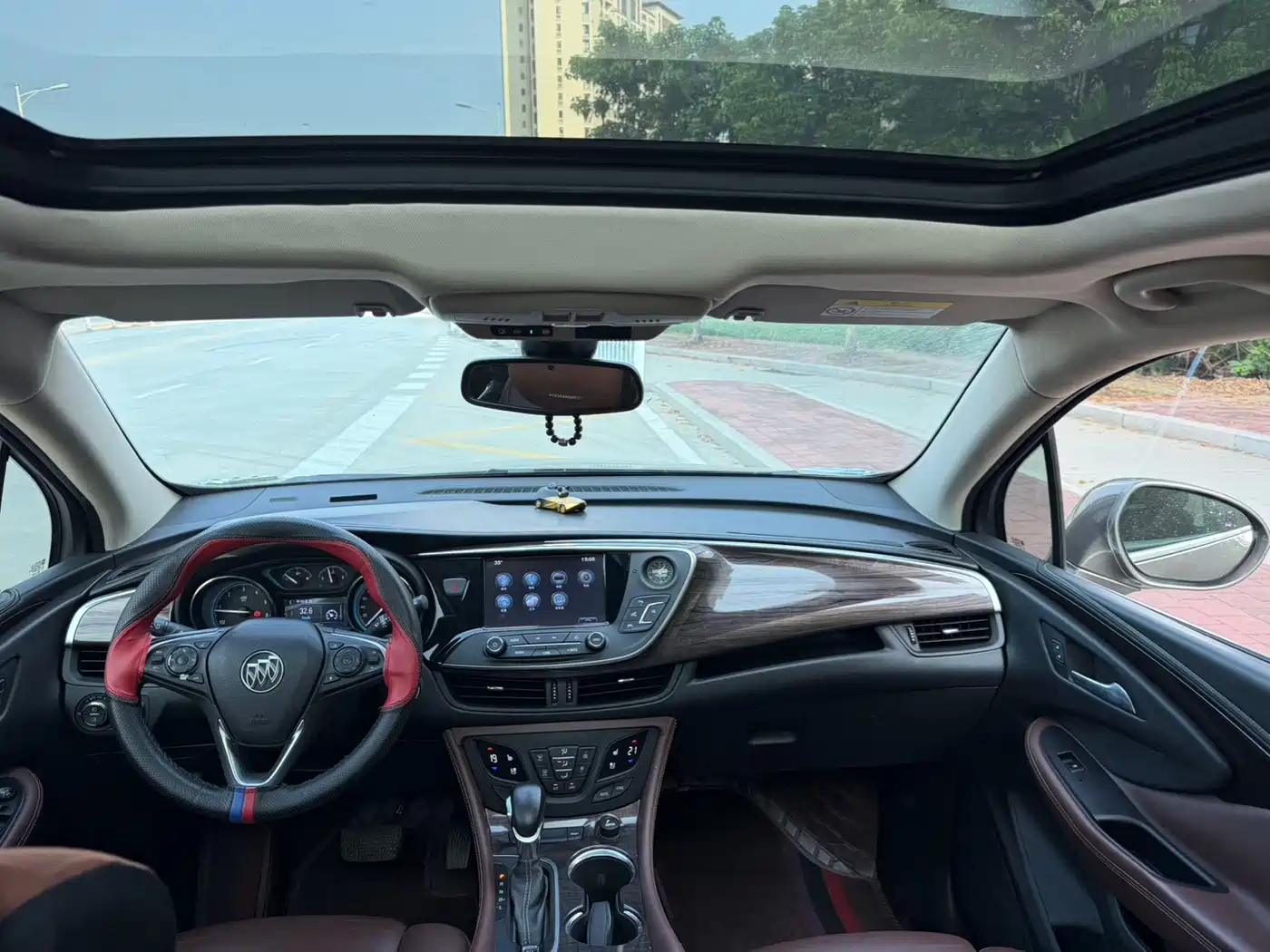 Photo 7 - Buick Envision Plus