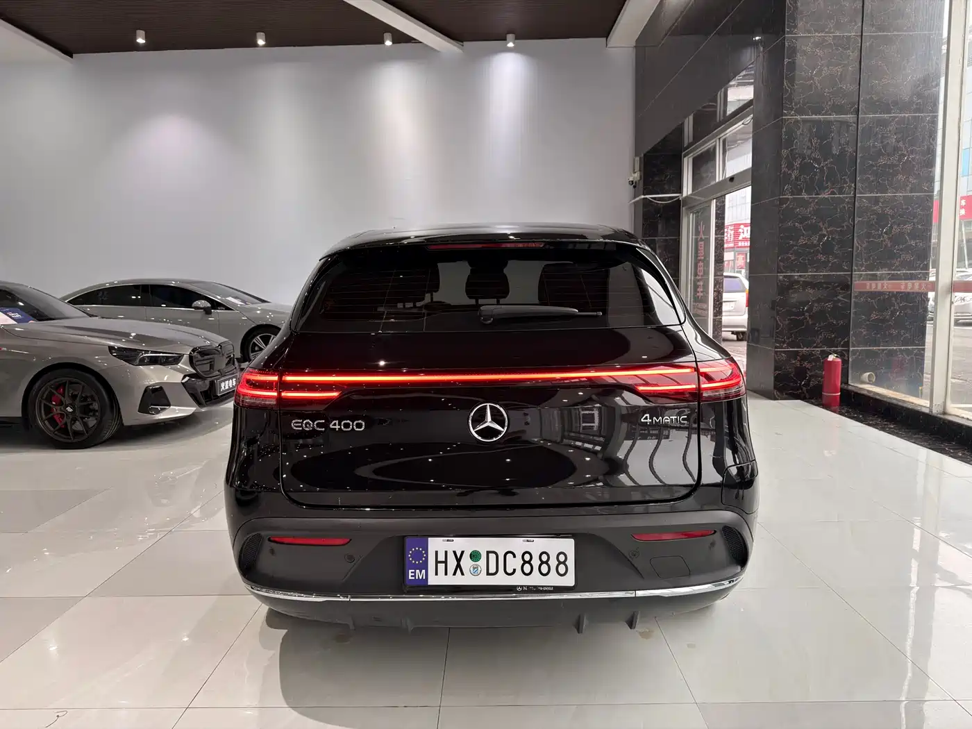 Mercedes-Benz EQC 2021 EQC 400 4MATIC фото 14