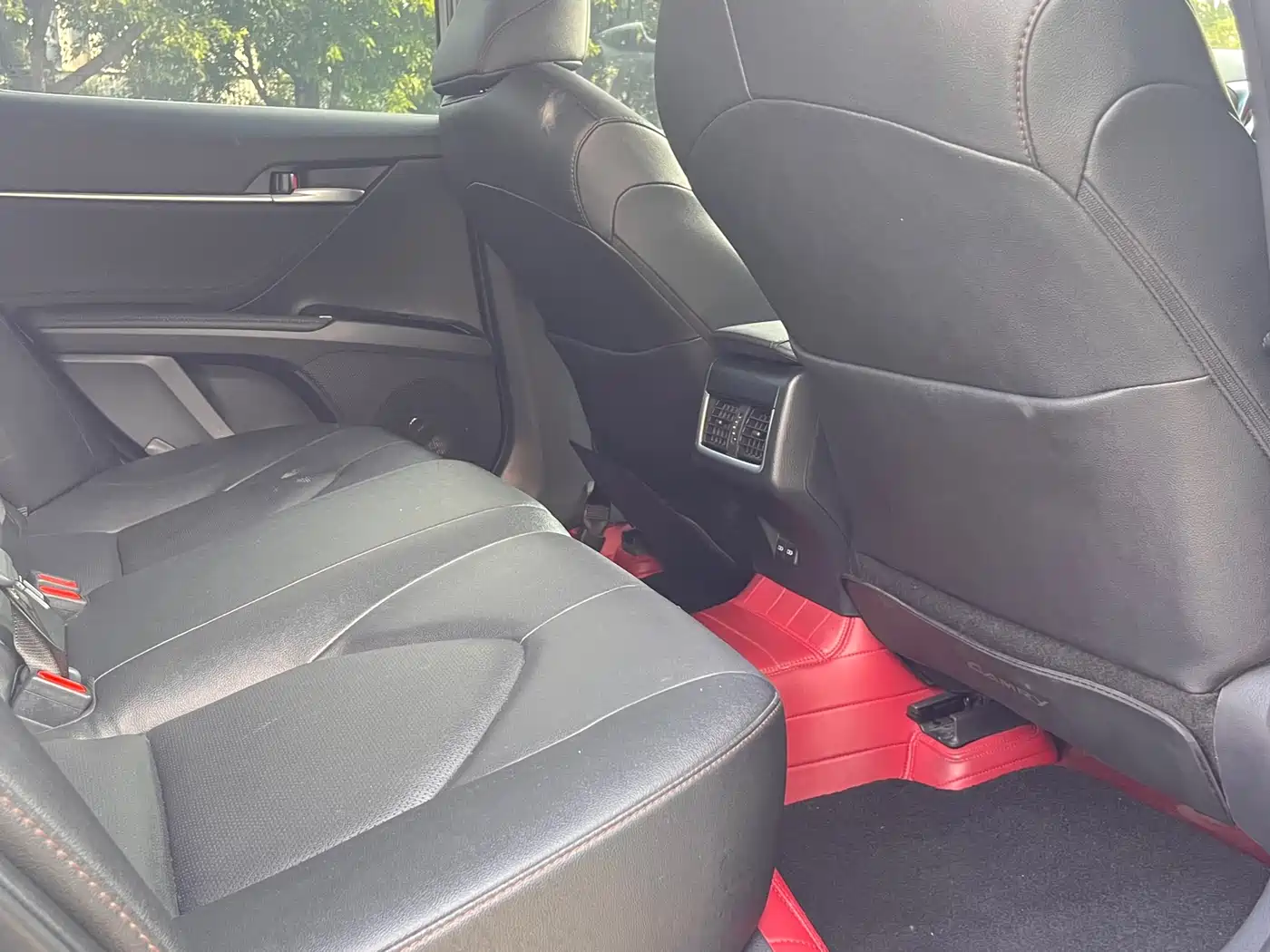 Toyota Camry 2023 2.0G Luxury Edition фото 13