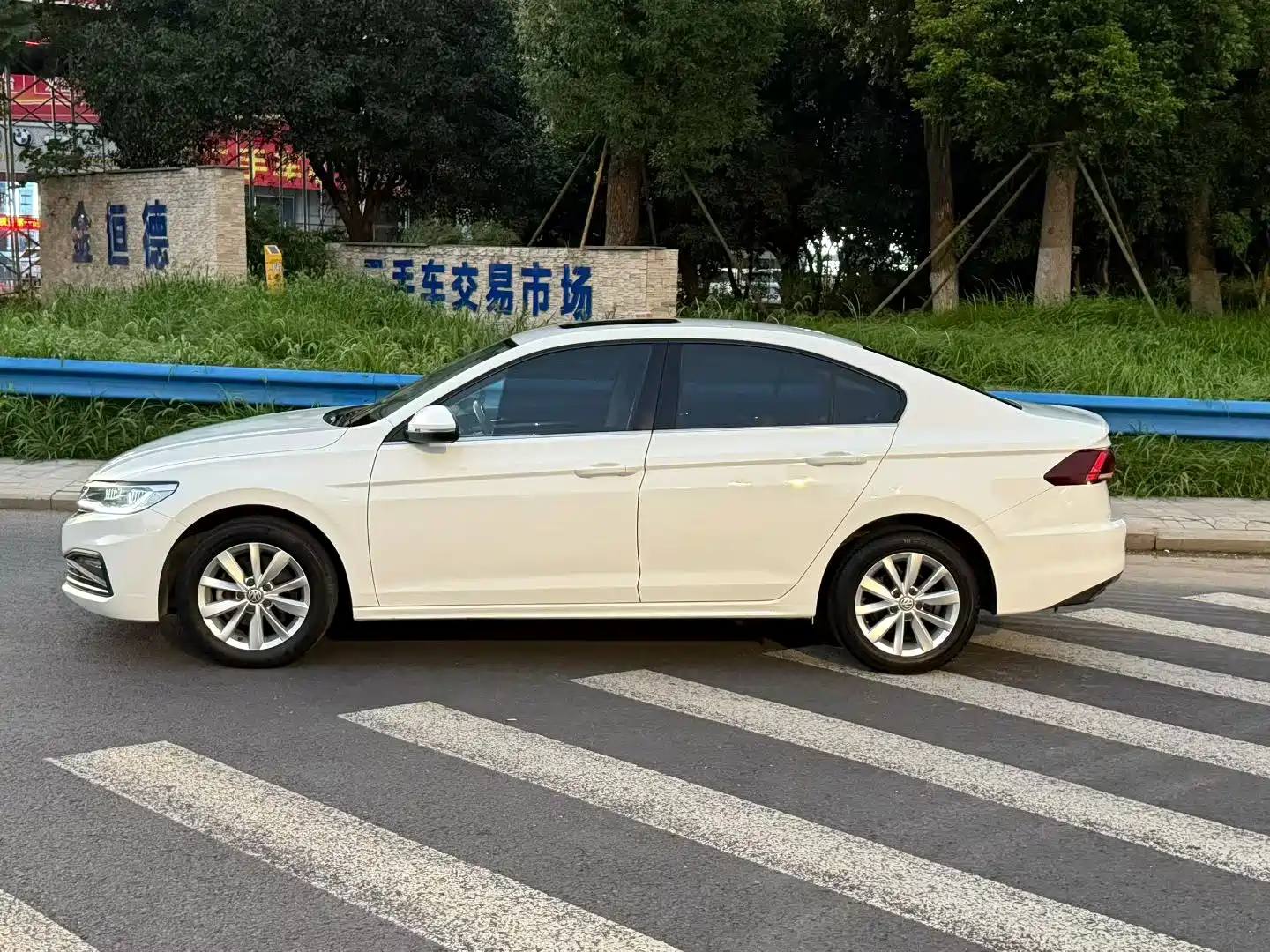 Фото 3 - Volkswagen Bora