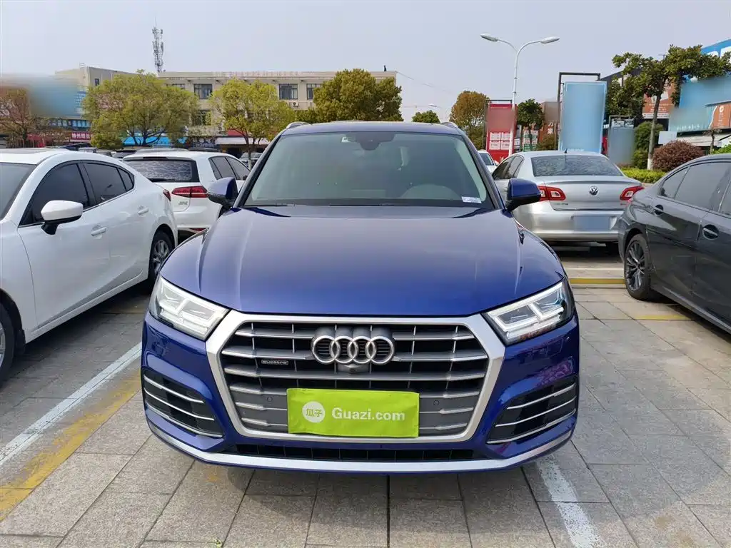 Audi Q5L 2020 45 TFSI Exclusive Fashion фото 3