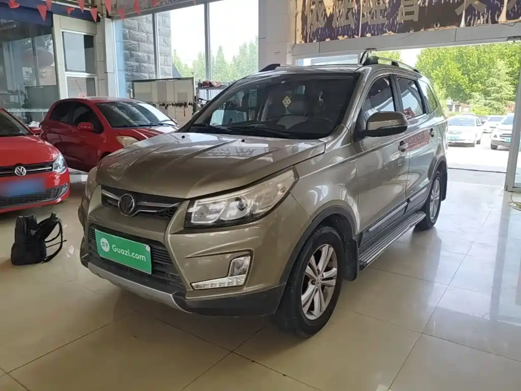 BAIC Huansu S3 2017 2017 1.5L Manual Luxury