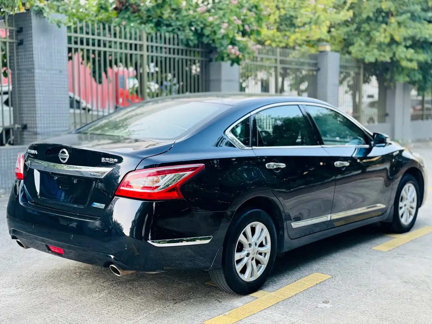 Фото 16 - Nissan Teana