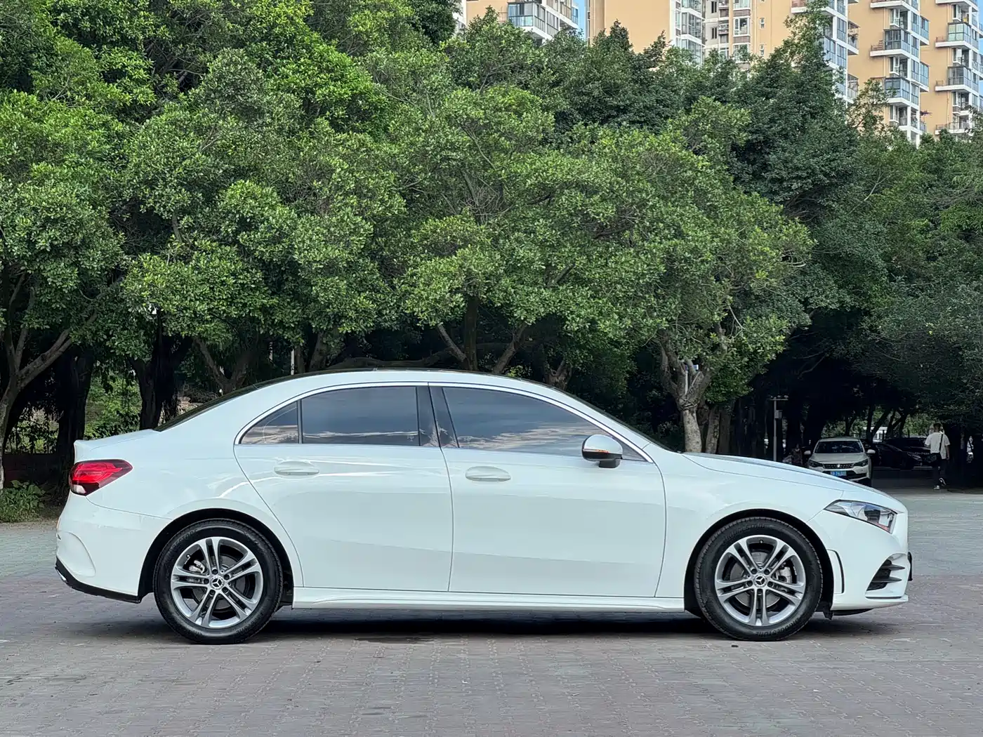 Mercedes-Benz A-Class 2022 A 180 L Sport Sedan фото 7