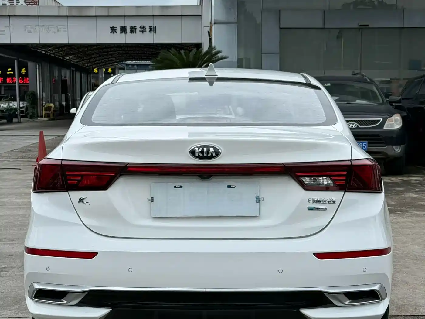 Venucia D60 2019 2019 1.6L XL CVT Smart Connect Elite Edition